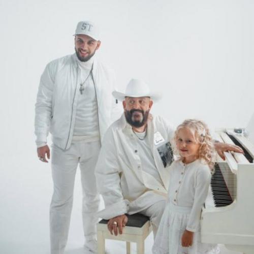 ST feat. Михаил Шуфутинский - Счастье Любит Тишину